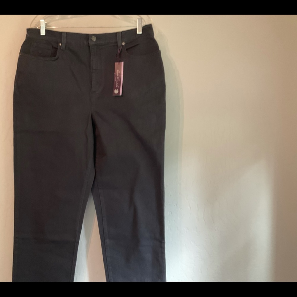 Amanda size 16 dark grey new wit tags